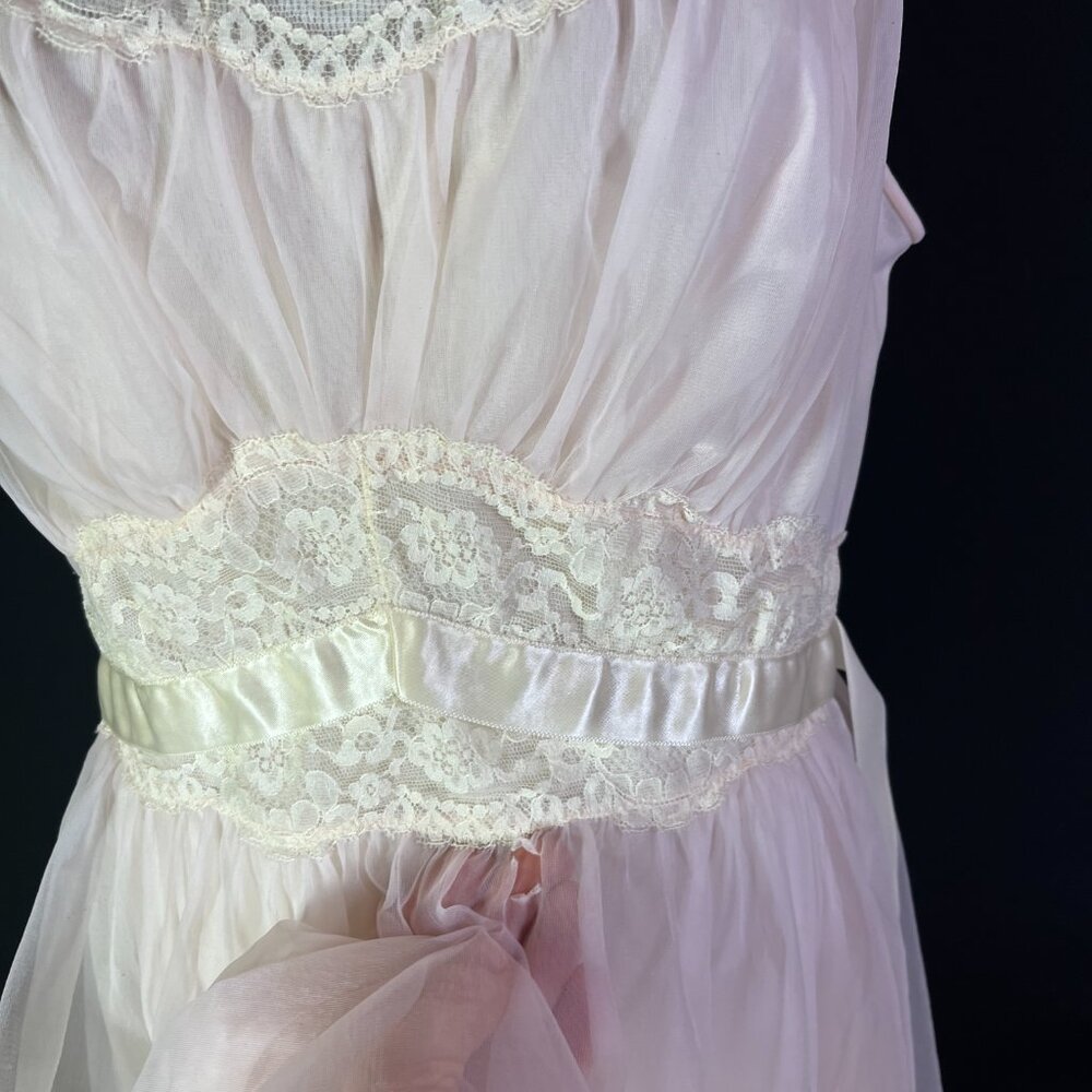 Vintage 1950s Vanity Fair Nightgown Layered Pale Pink Lace Sleeveless *Flaw - Picture 6 of 13